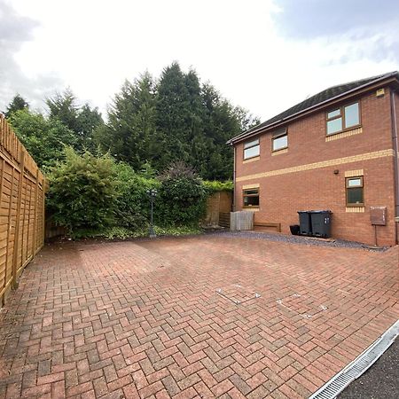 Cosy 3 Bedroom 2 Bathroom House With Parking Sheldon  Esterno foto
